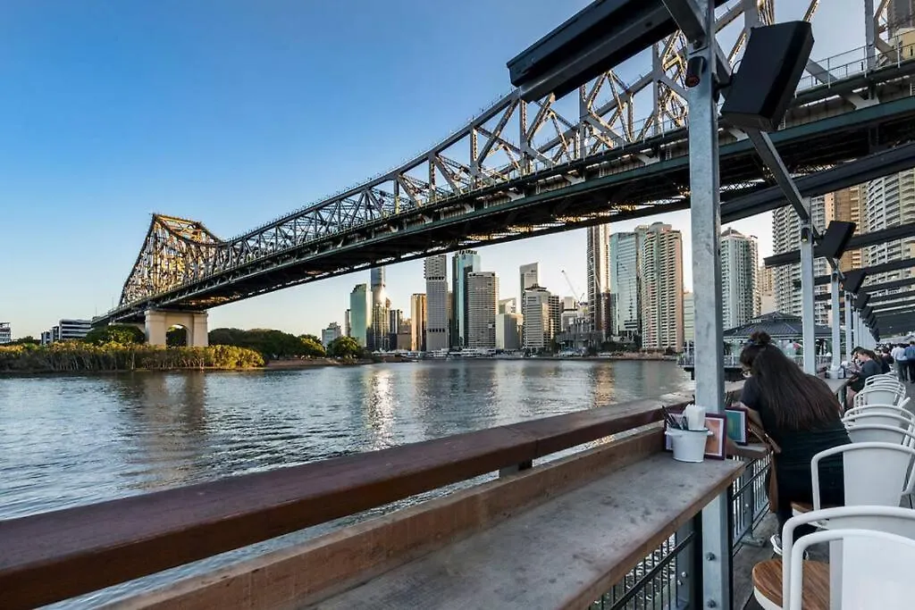 Apartment Groovy! ~ Central New Farm ~ Walk To Cbd Brisbane